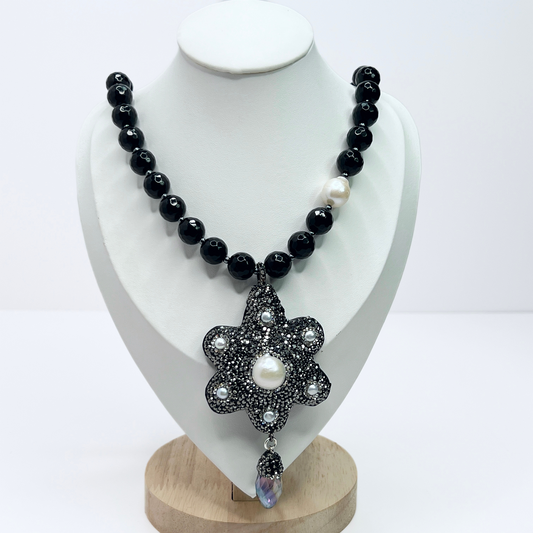 Souljewls – Nocturnal Grace Necklace | Onyx & Pearl Statement Charm