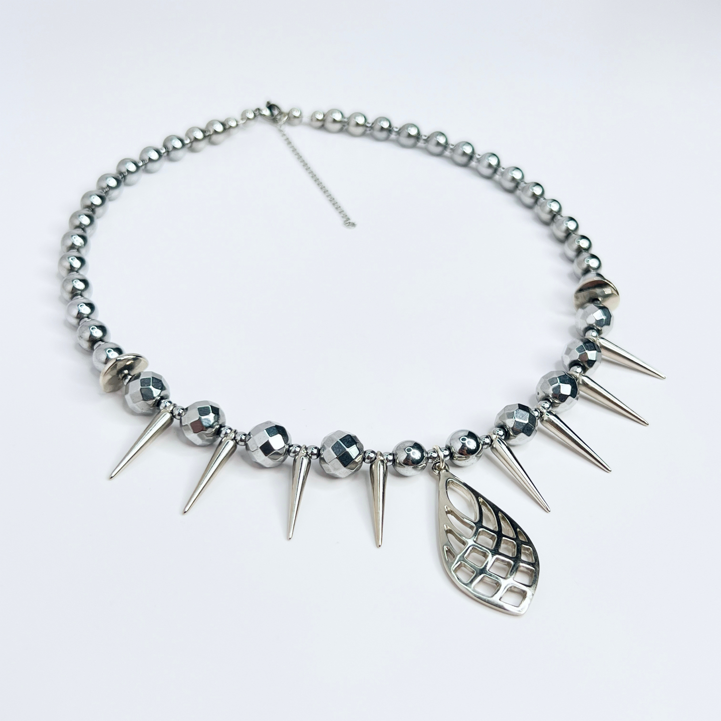 Souljewls – Blade Bloom | Hematite Spike Necklace