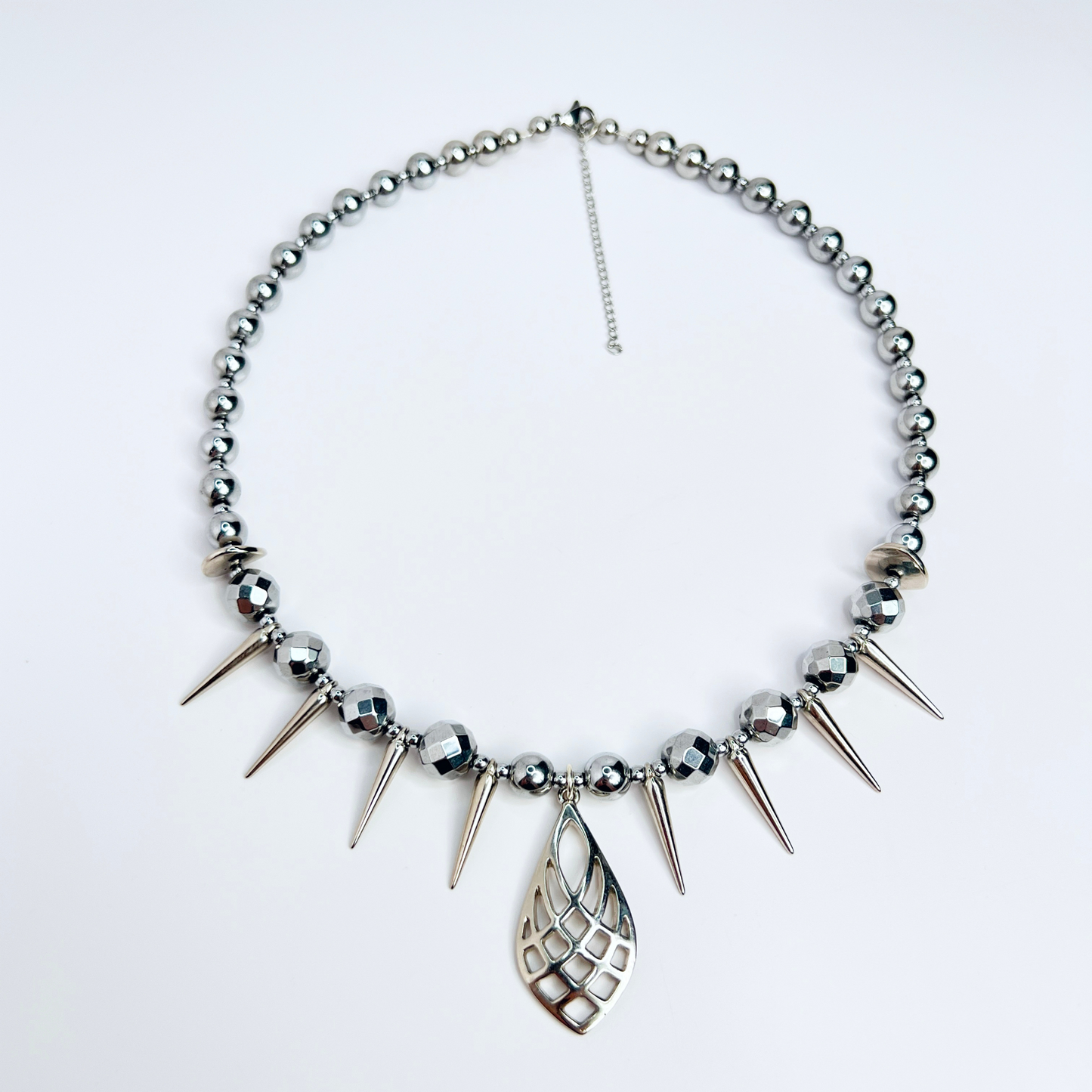 Souljewls – Blade Bloom | Hematite Spike Necklace