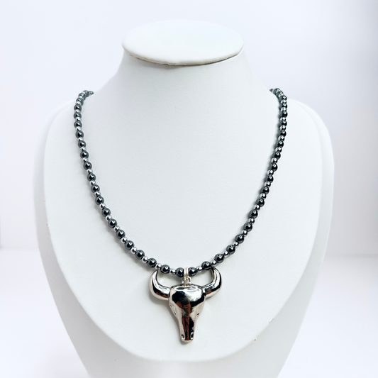 Souljewls – Toro Sagrado | Silver Hematite Power Necklace