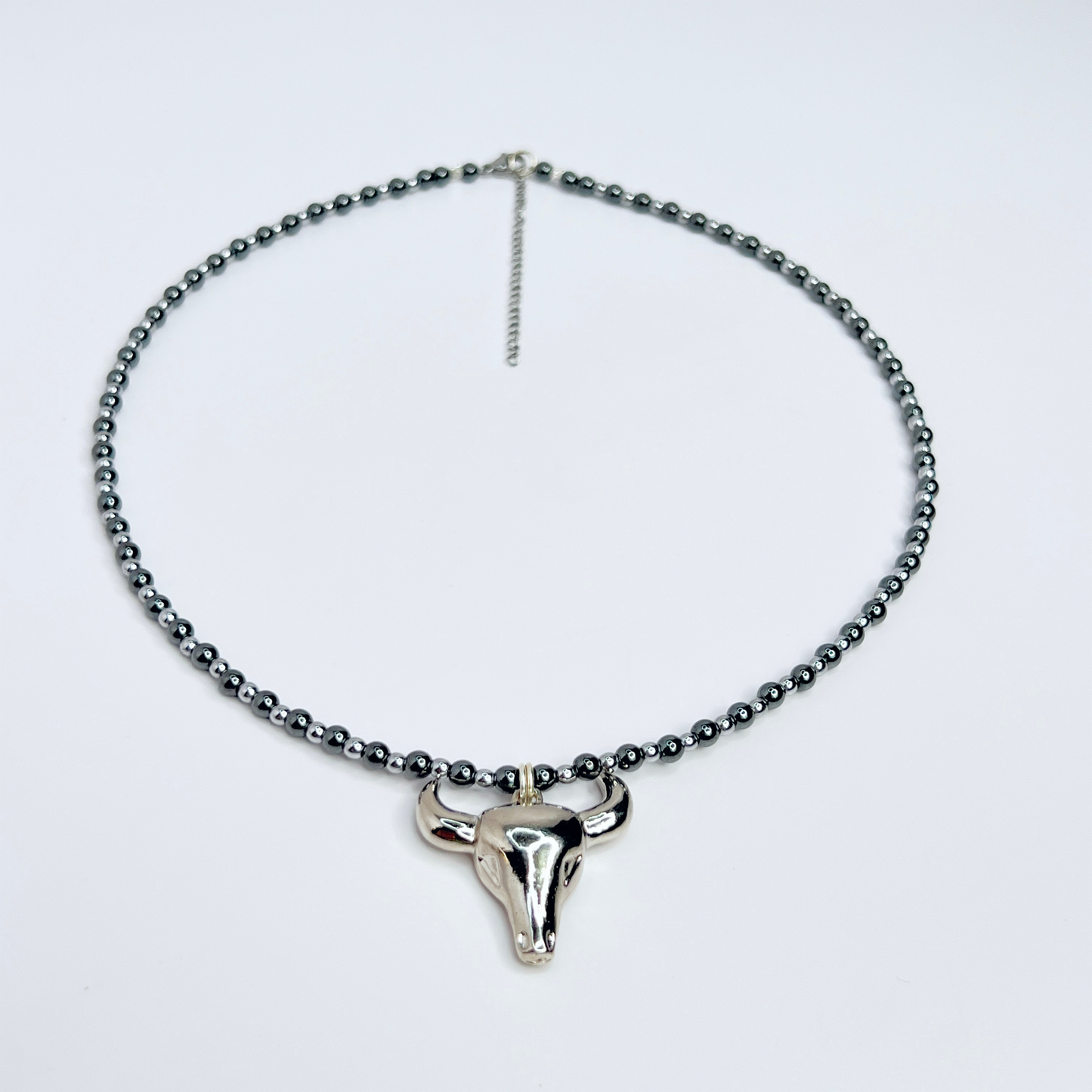 Souljewls – Toro Sagrado | Silver Hematite Power Necklace